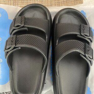 The Cloudies Sandals in Black Size 8.5 - New and Never Worn